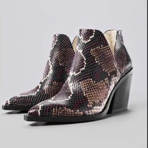 Vince Camuto snake skin boots